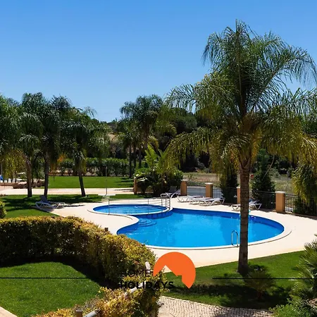 #142 Spacious With Garden, Pool And Private Park 3*